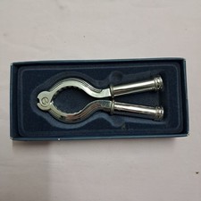 Apri champagne / spaccanoci