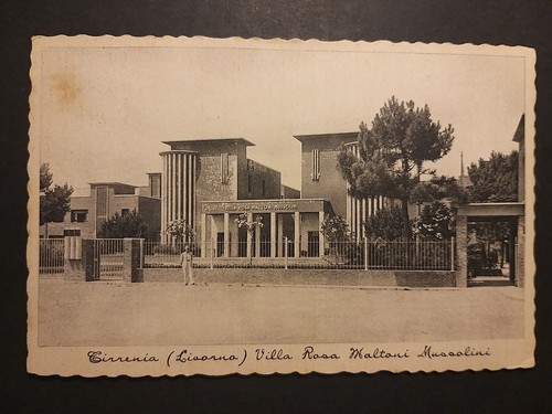 Tirrenia villa rosa - (pisa).,