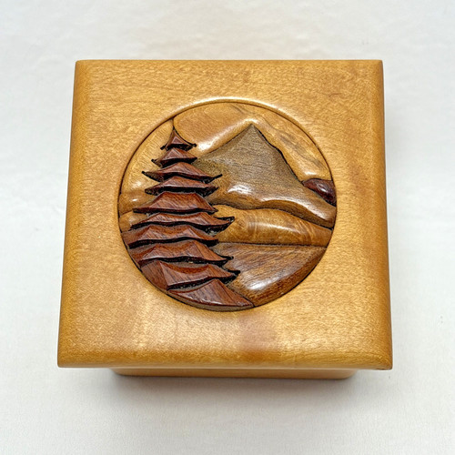 Portagioie legno intagliato - in,