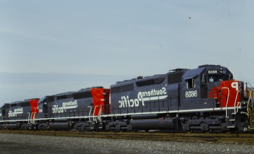 Treno locomotiva diesel