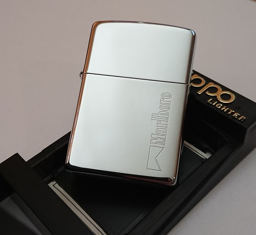 Marlboro vintage zippo - marlboro,