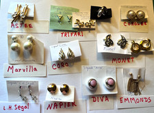 Lotto di 13 orecchini vintage