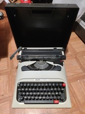 Macchina da Scrivere  Olivetti