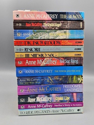 Anne mccaffrey x13 vintage - anne,