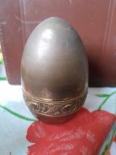 uovo in ottone vintage