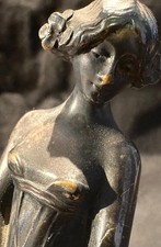 Raro vaso in bronzo stile