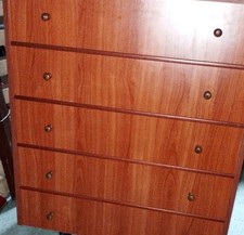 mobile letto da una piazza con