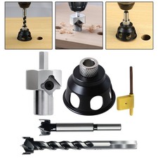 Punzonatrice compatta CNC in