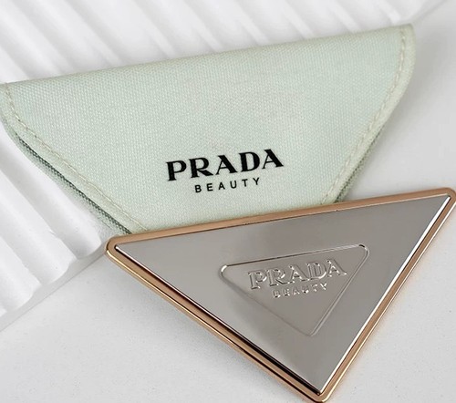 Prada beauty gold - beauty, triangle