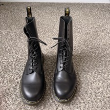 DR. MARTENS 1490 SMOOTH