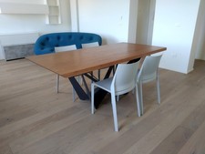 tavolo skorpio wood Cattelan Italia e sedie Riga di Desalto