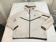 Nwt 135 nike - nike, sportswear