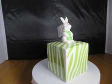 New HERVIT China Money Bunny