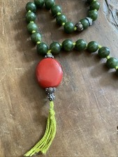 Bellissima Collana Giada Verde , Diaspro Rosso?