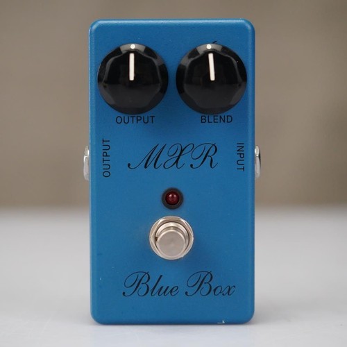 Mxr m103 blue - script, logo