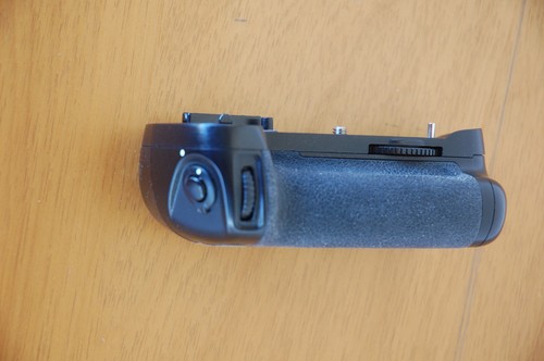 D14 battery grip per nikon - grip,