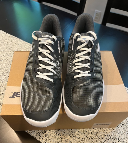 Scarpe tennis nuove con - da,