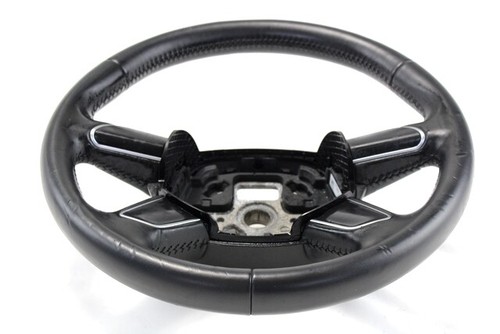 8u0419091a volante pelle - in,