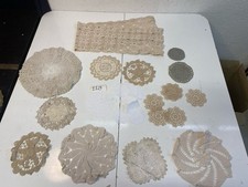 Lotto centrini vintage pizzo/uncinetto + runner 96x20 cm (38x8”)
