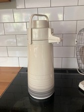 Distributore di bevande con