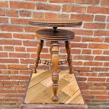 Sgabello pianoforte antico
