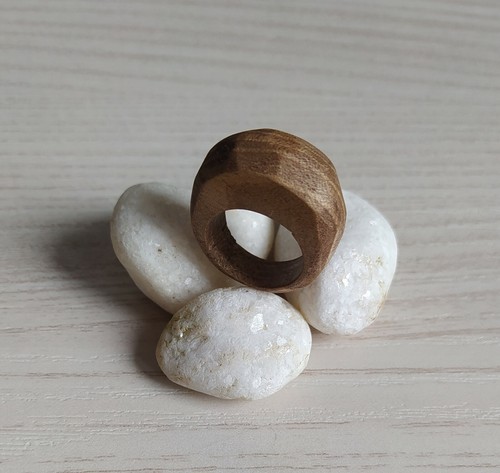 Anello legno fatto mano - anello,