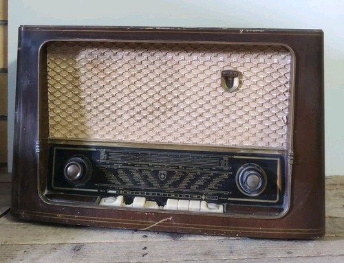 Radio wega lyra 1098 1102 - wega,