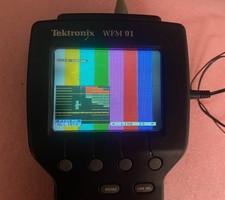Tektronix WFM91 Handheld