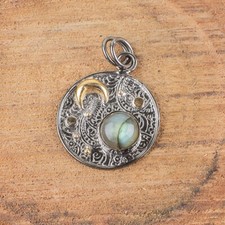 Natural Labradorite Gemstone