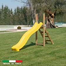 Scivolo in legno per bambini
