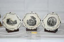Set di tre piatti realizzato