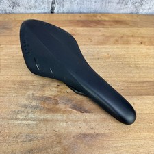 Fizik Arione R1 Sella Bici Regolare 126mm 7x9mm Barre Carbonio 166g