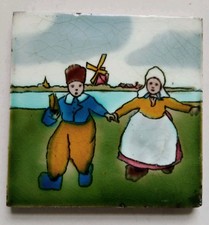 Piastrella ceramica scena