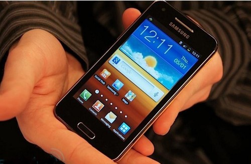 Smartphone samsung i8530 - samsung,