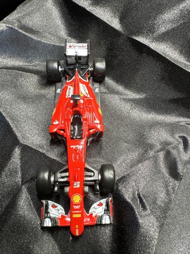Bburago ferrari sf15 t - ferrari,