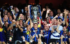 Poster INTER CHAMPIONS 2010 Triplete Javier Zanetti Mourinho Milito Eto'o