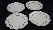 Lotto di 4 piatti insalata