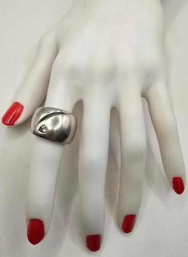 Opulento anello vintage