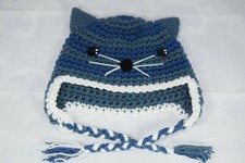Cappello gatto a strisce color avio uncinetto con paraorecchie