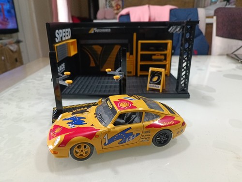 Burago 1560 porsche - 1560,