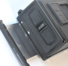 Zenza Bronica ETRS ~ 220