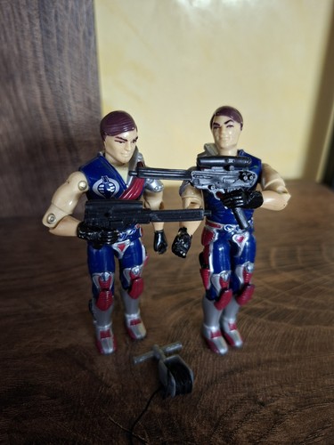 Hasbro joe crimson - –,