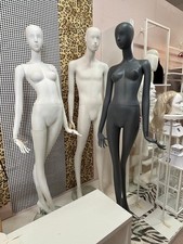 manichini usati donna e uomo