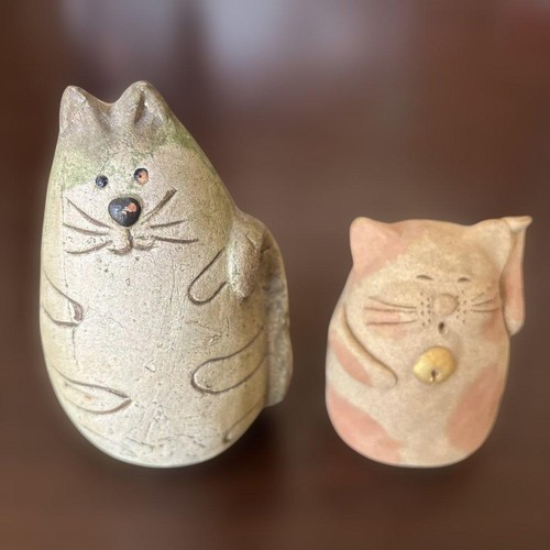 Ceramic cat pair unglazed - pair,