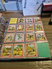 Figurine uomini contro animali