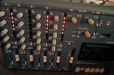 Tascam Portastudio 414 mkii