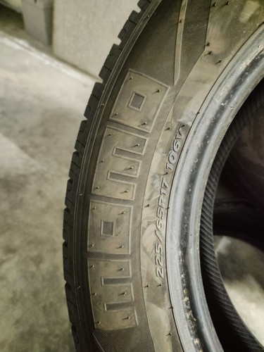Gomme momo 225 estive - gomme,