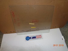 VETRO SCENDENTE PORTA POSTERIORE SX CHIARO PEUGEOT 504 5/P ORIGINALE