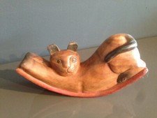 Gatto fermaporta scolpito nel