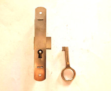 Serratura per Mobili da Applicare Pilastrino Vetrine E mm. 12 FASEM